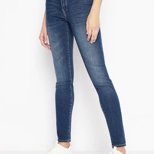 {Armani Exchange} NWT J01 Super Skinny Jeans